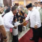 Menteri Pertahanan, Prabowo Subianto Menghadiri forum silaturahmi 'Sarapan Bareng 1000 Guru Ngaji Se-DIY' di Prima SR Hotel and Convention, Kabupaten Sleman. (Dok. Tim Media Prabowo Subianto) 
