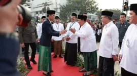 Menteri Pertahanan Prabowo Subianto hadir dalam acara Apel Hari Santri 2023. (Dok. Tim Media Prabowo Subianto)